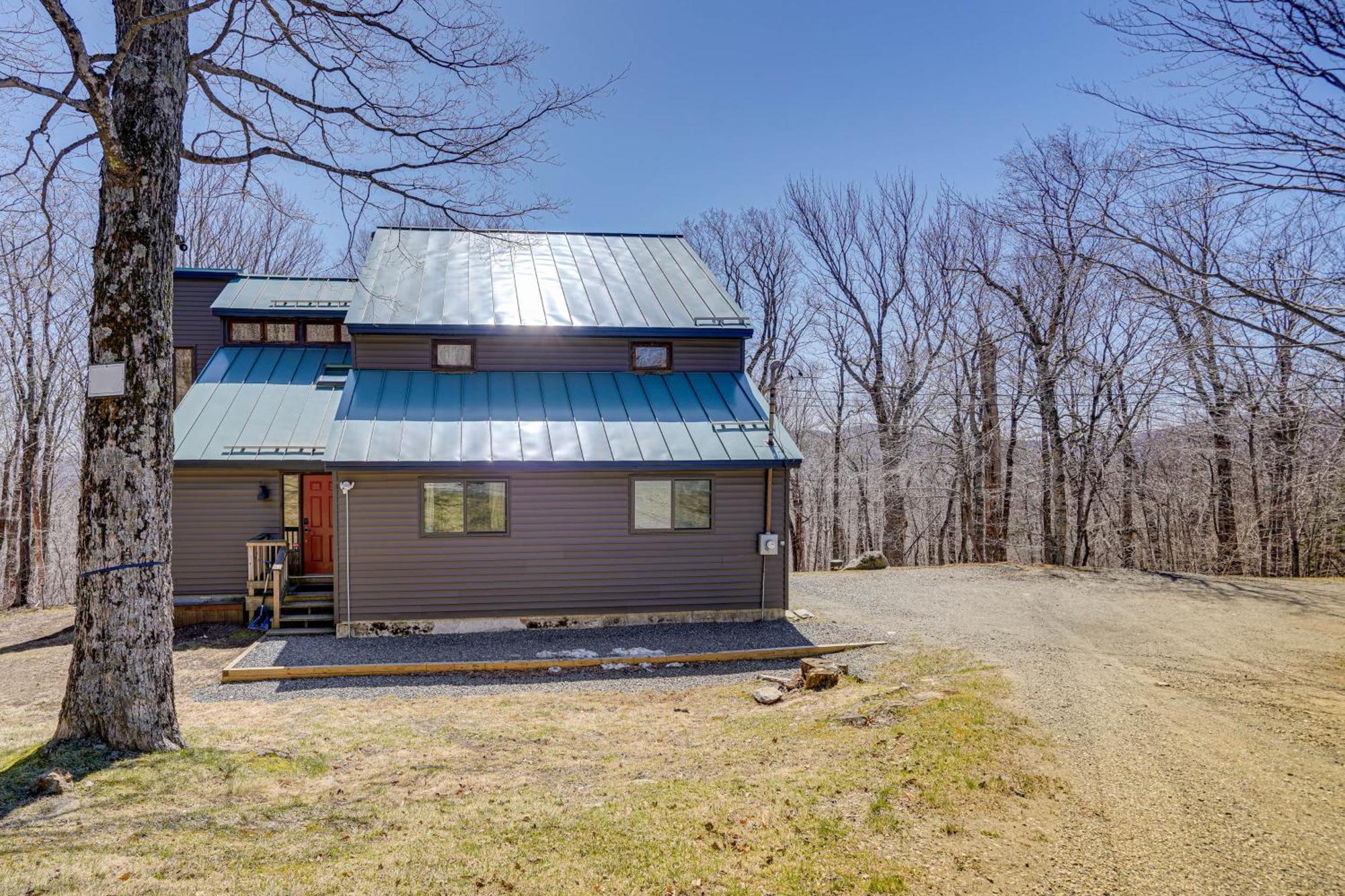 Wilmington Retreat With Deck, Lake Views And Game Room 외부 사진